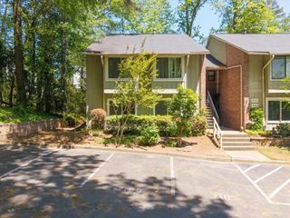 2102 Palmyra SE Drive, Marietta, GA 30067