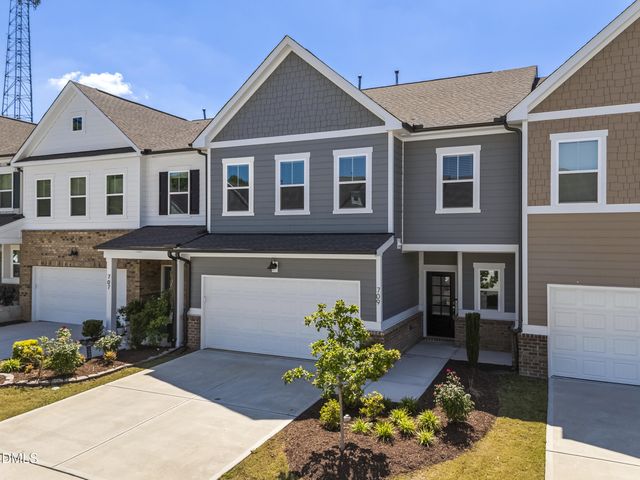 709 Toulouse Court, Cary, NC 27519