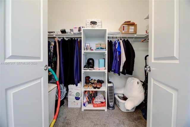 16101 Emerald Estates Dr 250, Weston, FL 33331