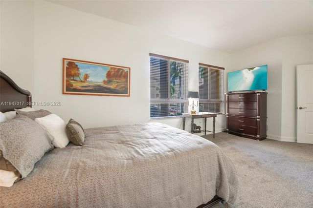 16101 Emerald Estates Dr 250, Weston, FL 33331