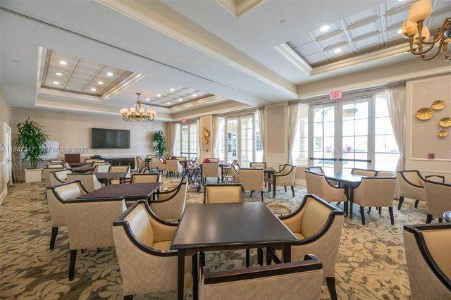 16101 Emerald Estates Dr 250, Weston, FL 33331