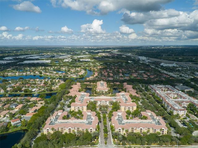 16101 Emerald Estates Dr 250, Weston, FL 33331