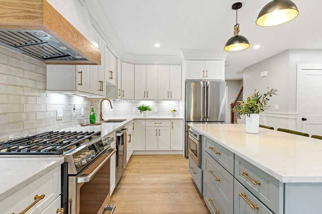 110 Wilson Road, Bedford, MA 01730