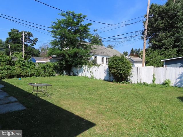 546 CLYMER AVE, Morrisville, PA 19067