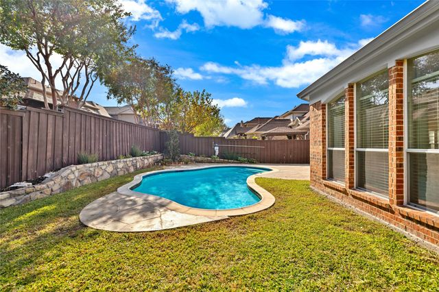 356 Fairlanding Avenue, Fairview, TX 75069