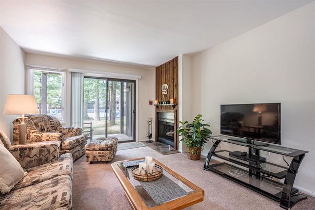 1 Pine Trail, Wisconsin Dells, WI 53965