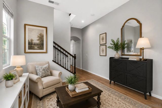 1656 Calle De La Flor, Chula Vista, CA 91913