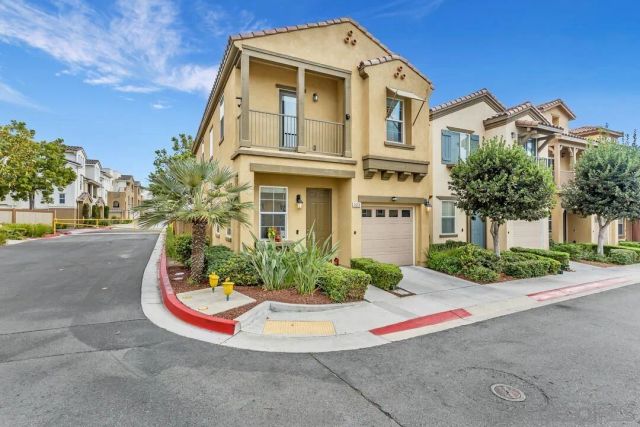 1656 Calle De La Flor, Chula Vista, CA 91913