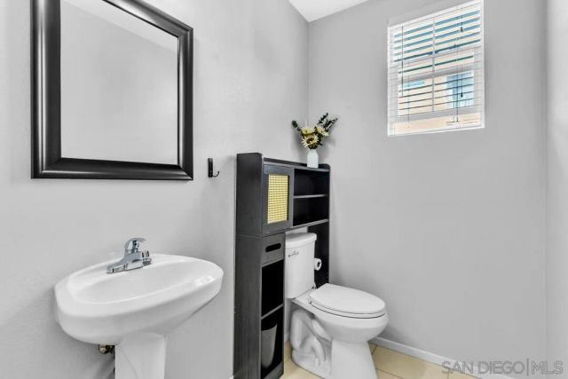 1656 Calle De La Flor, Chula Vista, CA 91913