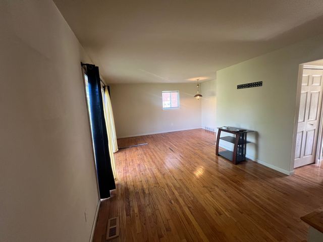 3750 W Buena Vista Street, Detroit City, MI 48238