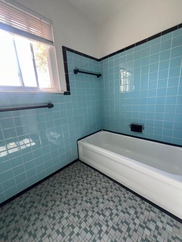 3750 W Buena Vista Street, Detroit City, MI 48238