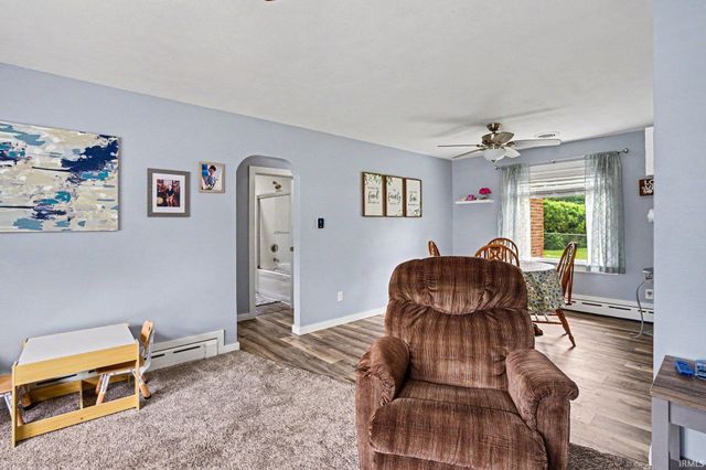 104 Los Angeles Avenue, Elkhart, IN 46516
