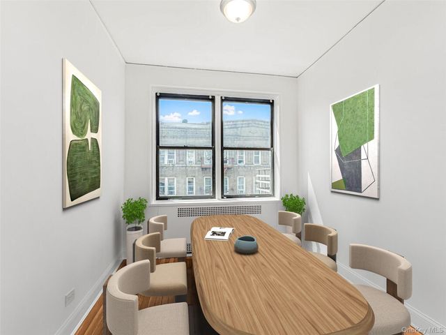 55 E 190 57, Bronx, NY 10468