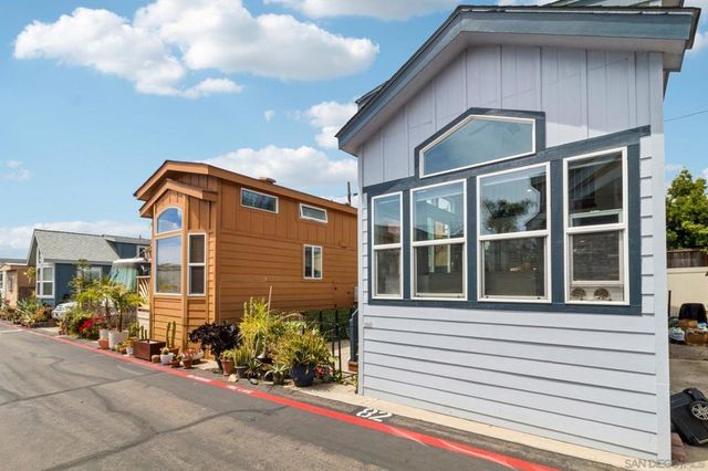 1549 N Vulcan SPC 82, Encinitas, CA 92024