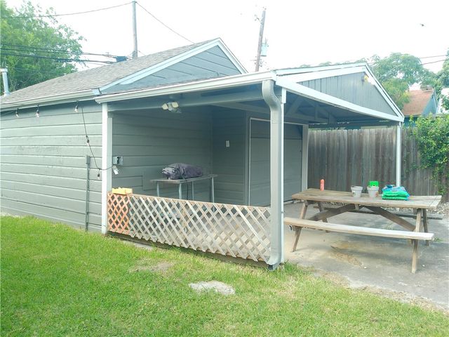 410 Indiana Ave, Corpus Christi, TX 78404