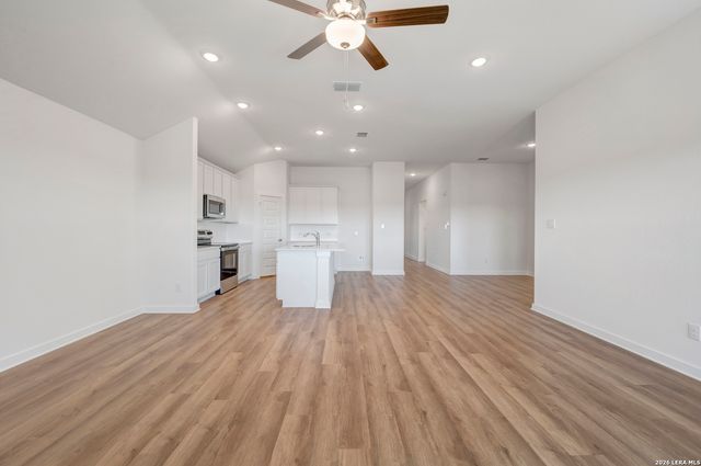 10326 Goodison Drive, Converse, TX 78109