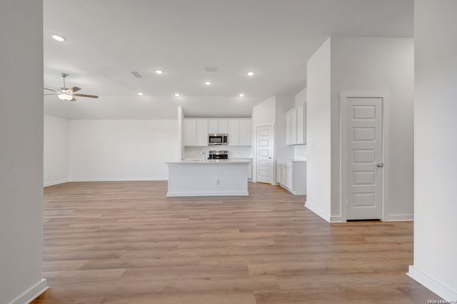 10326 Goodison Drive, Converse, TX 78109