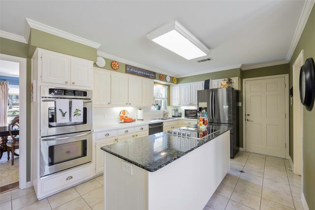 2119 River Ridge Road, Arlington, TX 76017