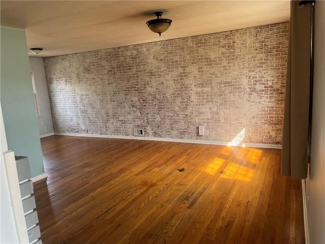 1602 NE 65th Terrace, Kansas City, MO 64118