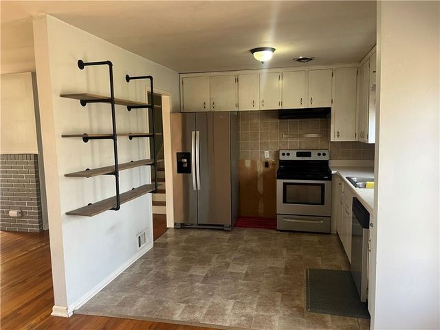 1602 NE 65th Terrace, Kansas City, MO 64118