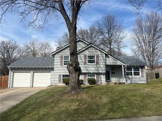 1602 NE 65th Terrace, Kansas City, MO 64118