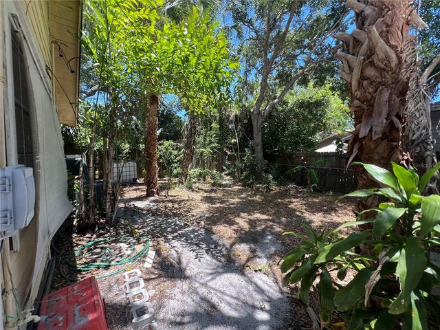1208 34TH STREET, Sarasota, FL 34234