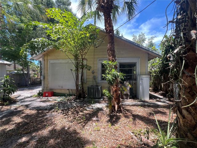1208 34TH STREET, Sarasota, FL 34234