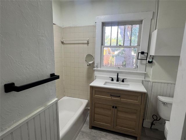 1208 34TH STREET, Sarasota, FL 34234