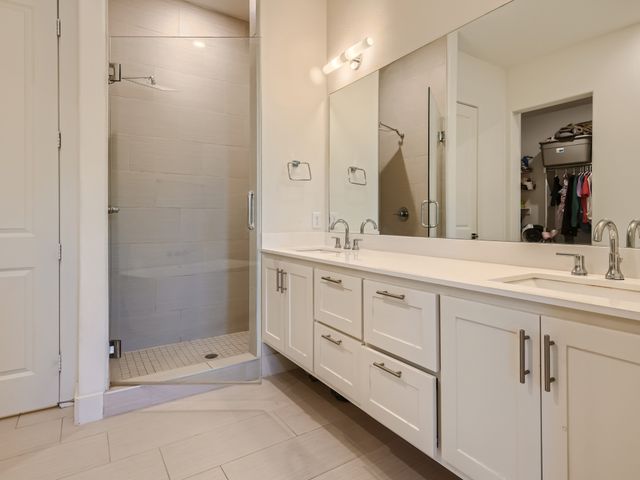 15875 Spectrum Drive 2101, Addison, TX 75001