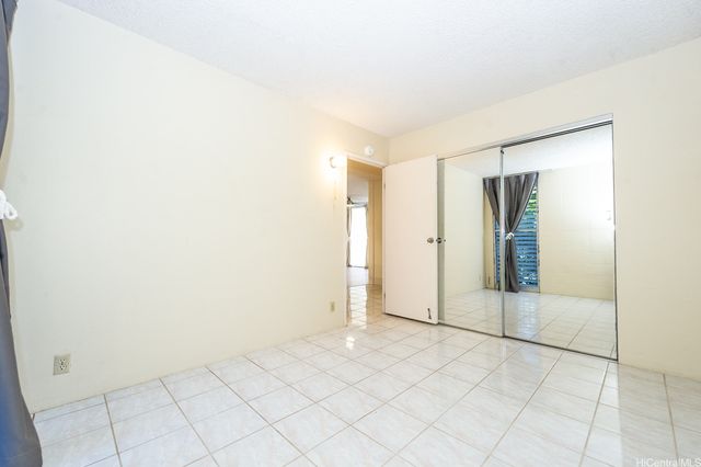 95-273 Waikalani Drive D402, Mililani, HI 96789