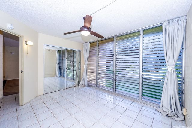 95-273 Waikalani Drive D402, Mililani, HI 96789
