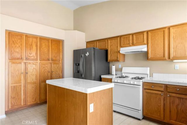 33455 Megan Court, Lake Elsinore, CA 92530