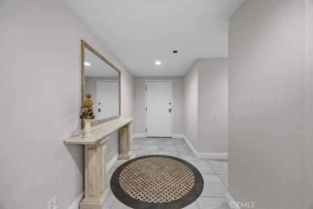 512 Esplanade 303, Redondo Beach, CA 90277