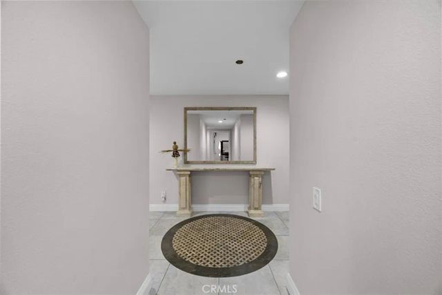 512 Esplanade 303, Redondo Beach, CA 90277