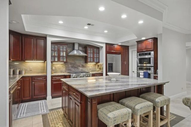 512 Esplanade 303, Redondo Beach, CA 90277