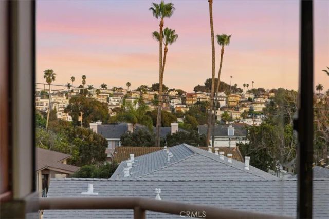 512 Esplanade 303, Redondo Beach, CA 90277