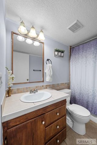 492 N 900 W, Blackfoot, ID 83221