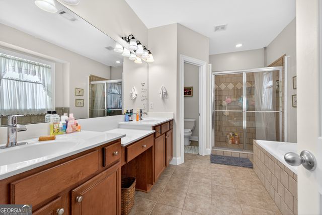 28 Montvale Drive, Hoschton, GA 30548