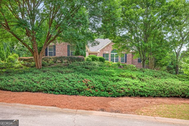 28 Montvale Drive, Hoschton, GA 30548