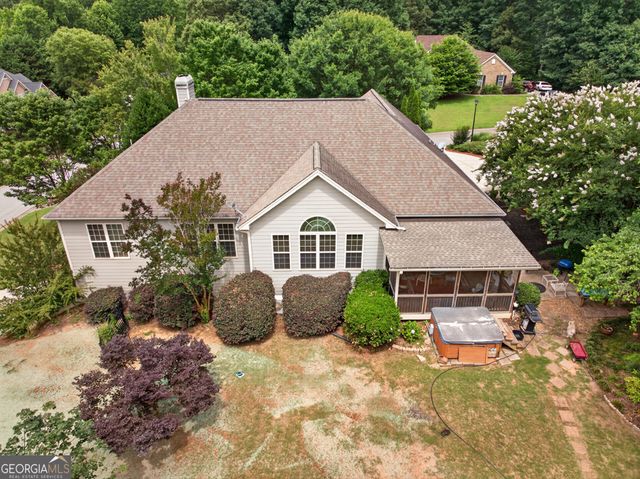 28 Montvale Drive, Hoschton, GA 30548