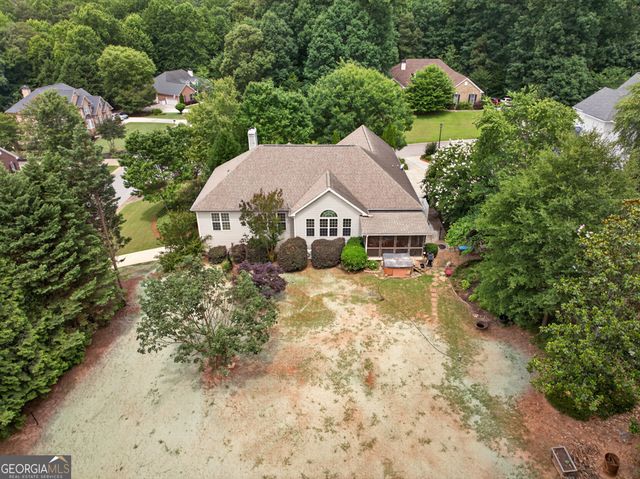 28 Montvale Drive, Hoschton, GA 30548
