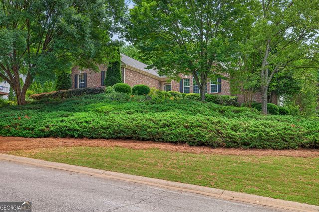 28 Montvale Drive, Hoschton, GA 30548