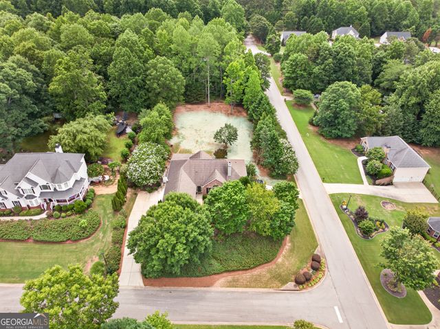28 Montvale Drive, Hoschton, GA 30548