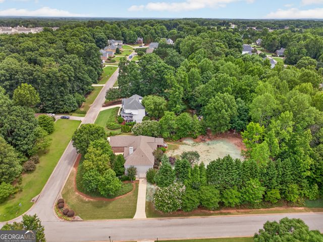 28 Montvale Drive, Hoschton, GA 30548