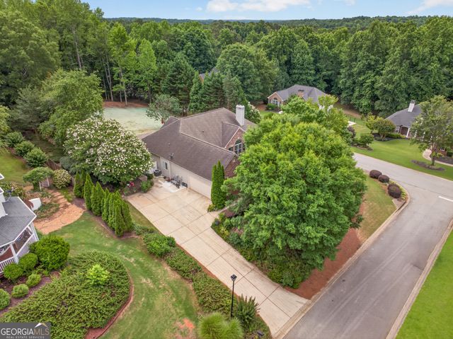 28 Montvale Drive, Hoschton, GA 30548