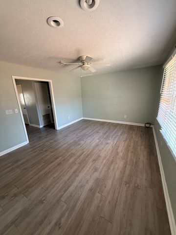 300 Reid Drive, Dothan, AL 36301