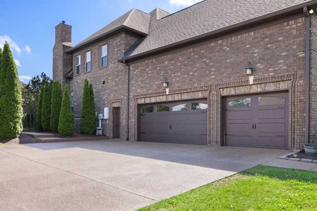 100 Wembly Ln, Mount Juliet, TN 37122