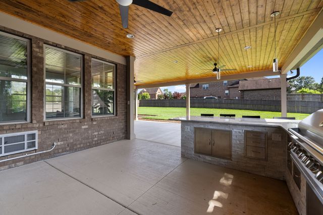 100 Wembly Ln, Mount Juliet, TN 37122