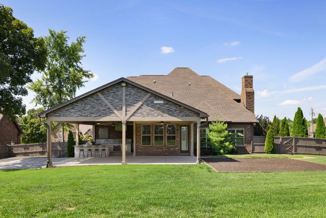 100 Wembly Ln, Mount Juliet, TN 37122