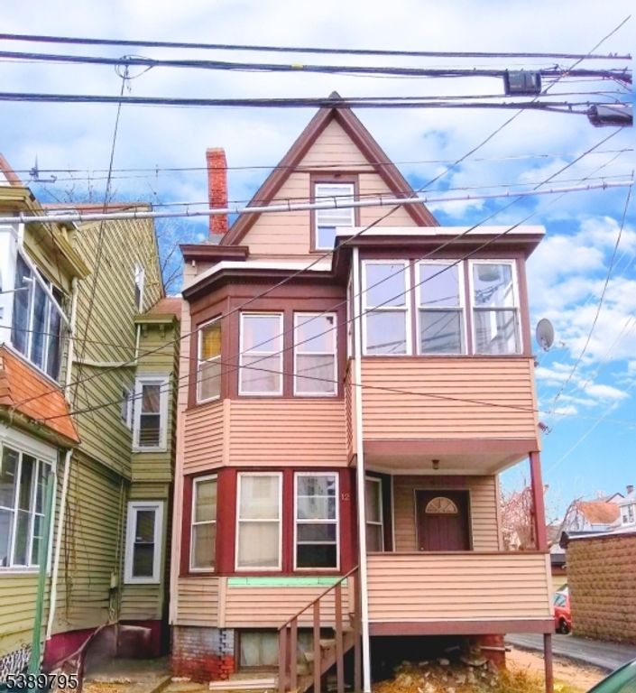 12 Hopper St, Paterson City, NJ 07522
